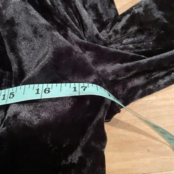 American Eagle Outfitters Crushed Velour Cropped Jacket Size XS Fairygrunge - Picture 5 of 8